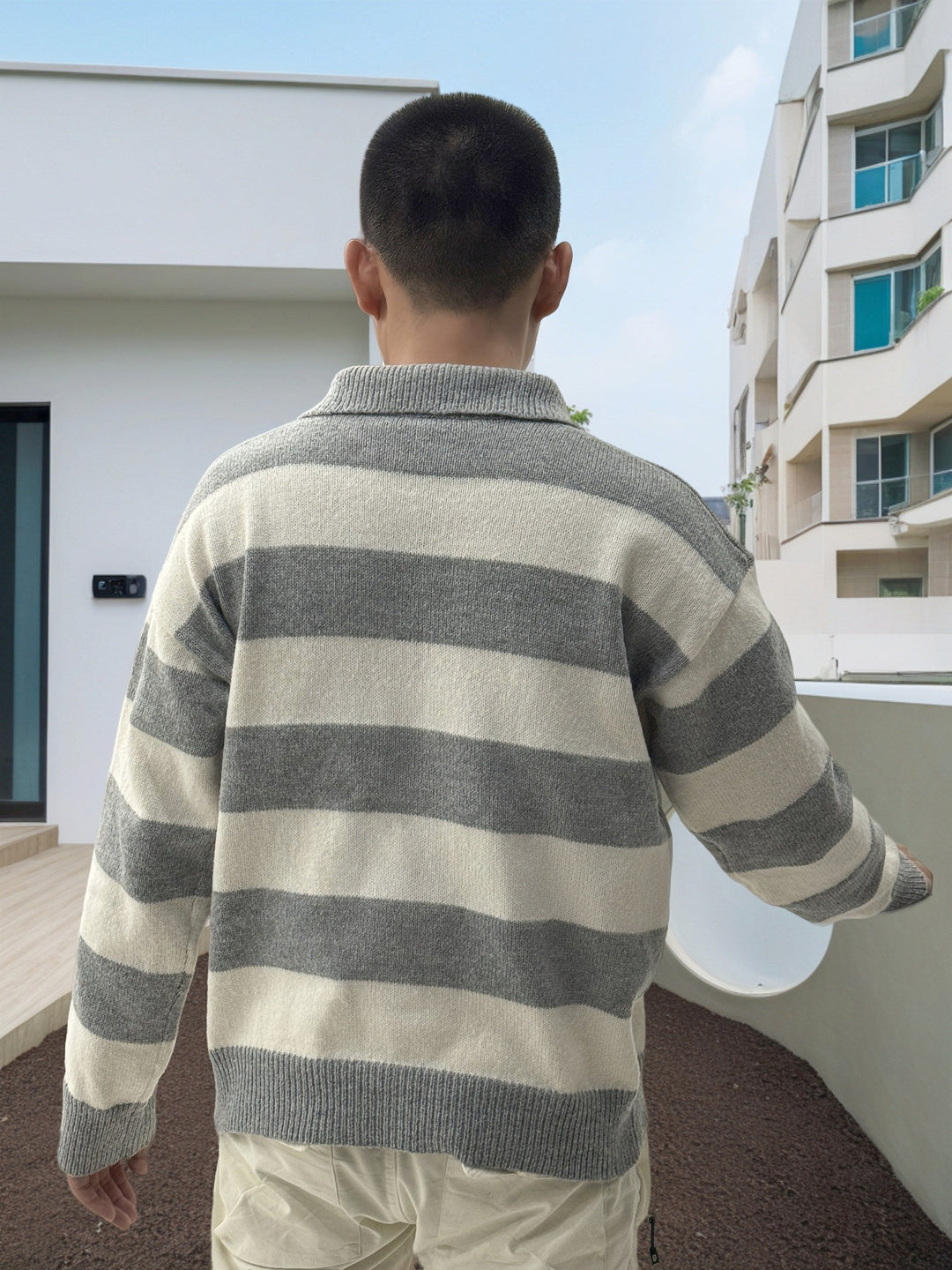 LORDAN | Men’s Sweater with Color Blocks and Stripes