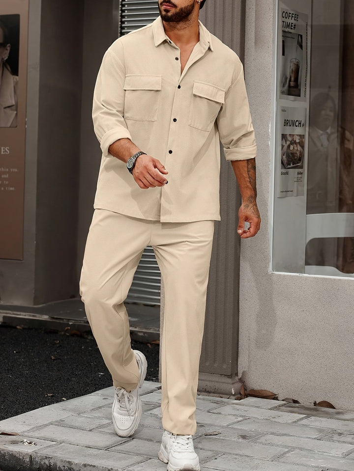 CLARIX | Tenue d'été décontractée avec chemise à col cranté et pantalon