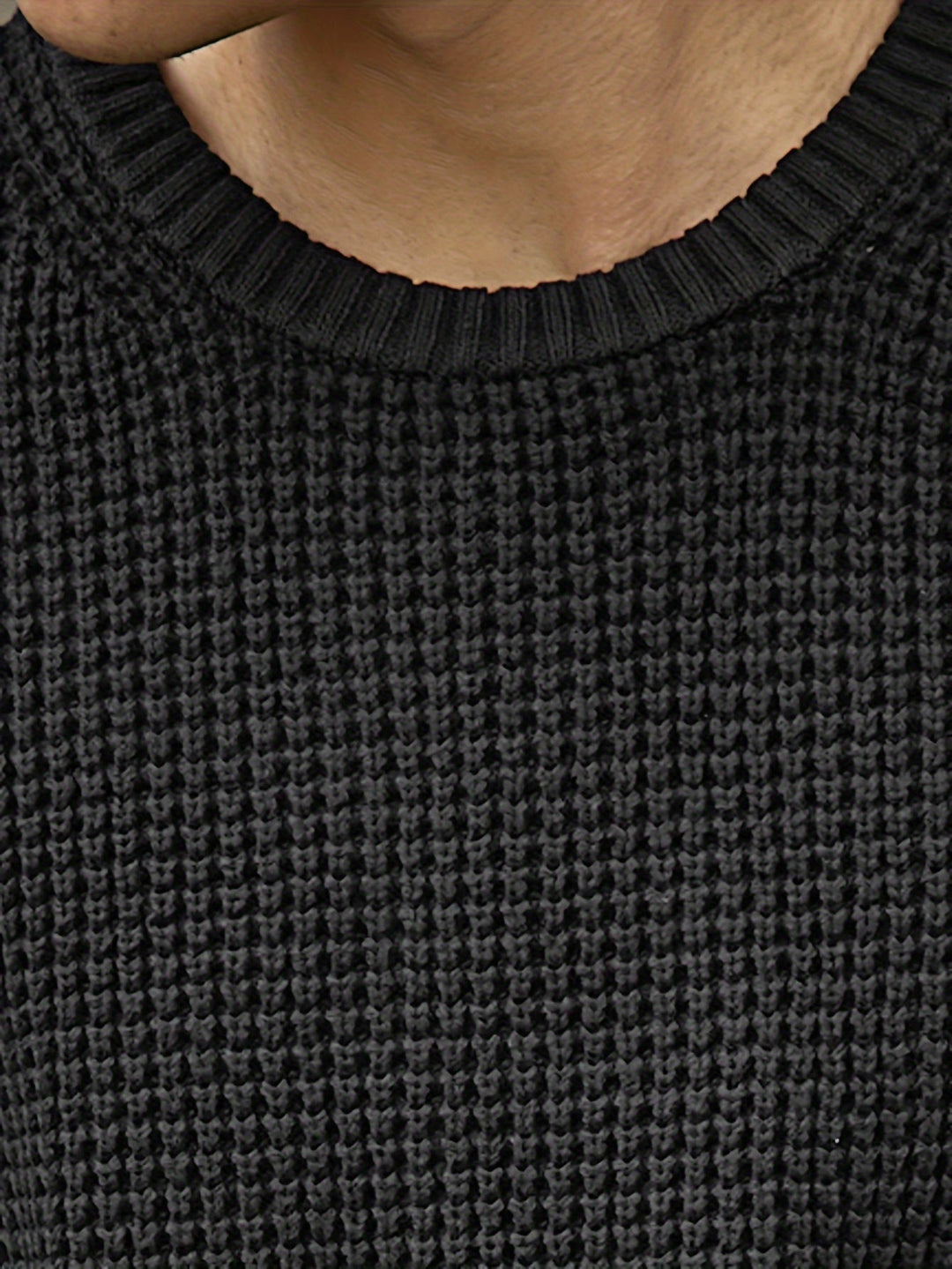 GILVAN | Pull en maille unie à col rond pour homme